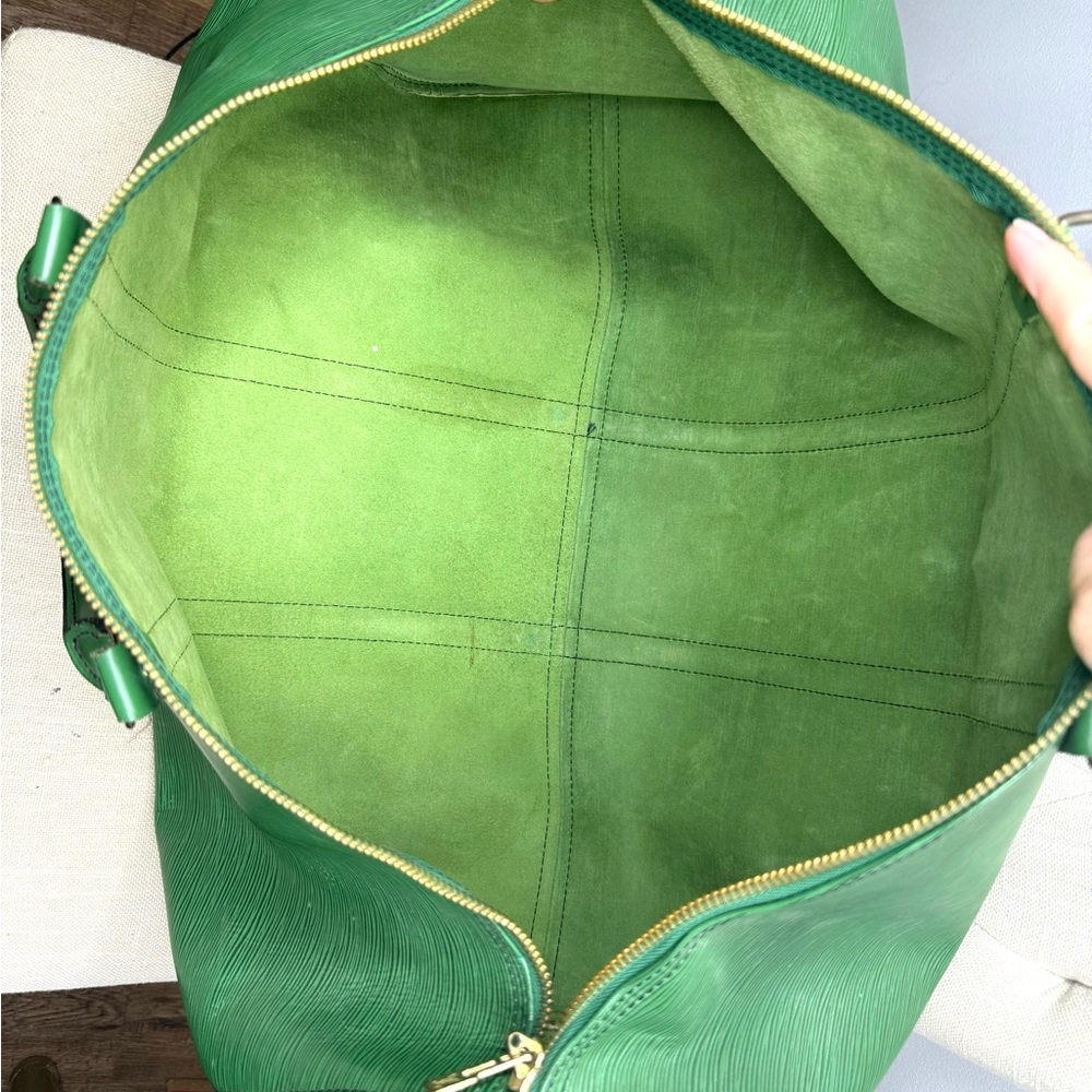 Authentic Louis Vuitton unisex Keepall 55 travel bag  green Epi leather large - Picture 14 of 16